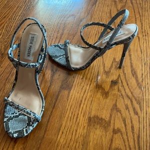 Steven Madden  Snake Sandal